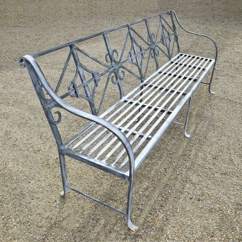 Diamond Back Bench