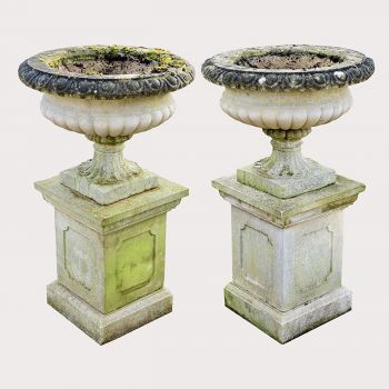 Semi Lobed Urns on Square Bases